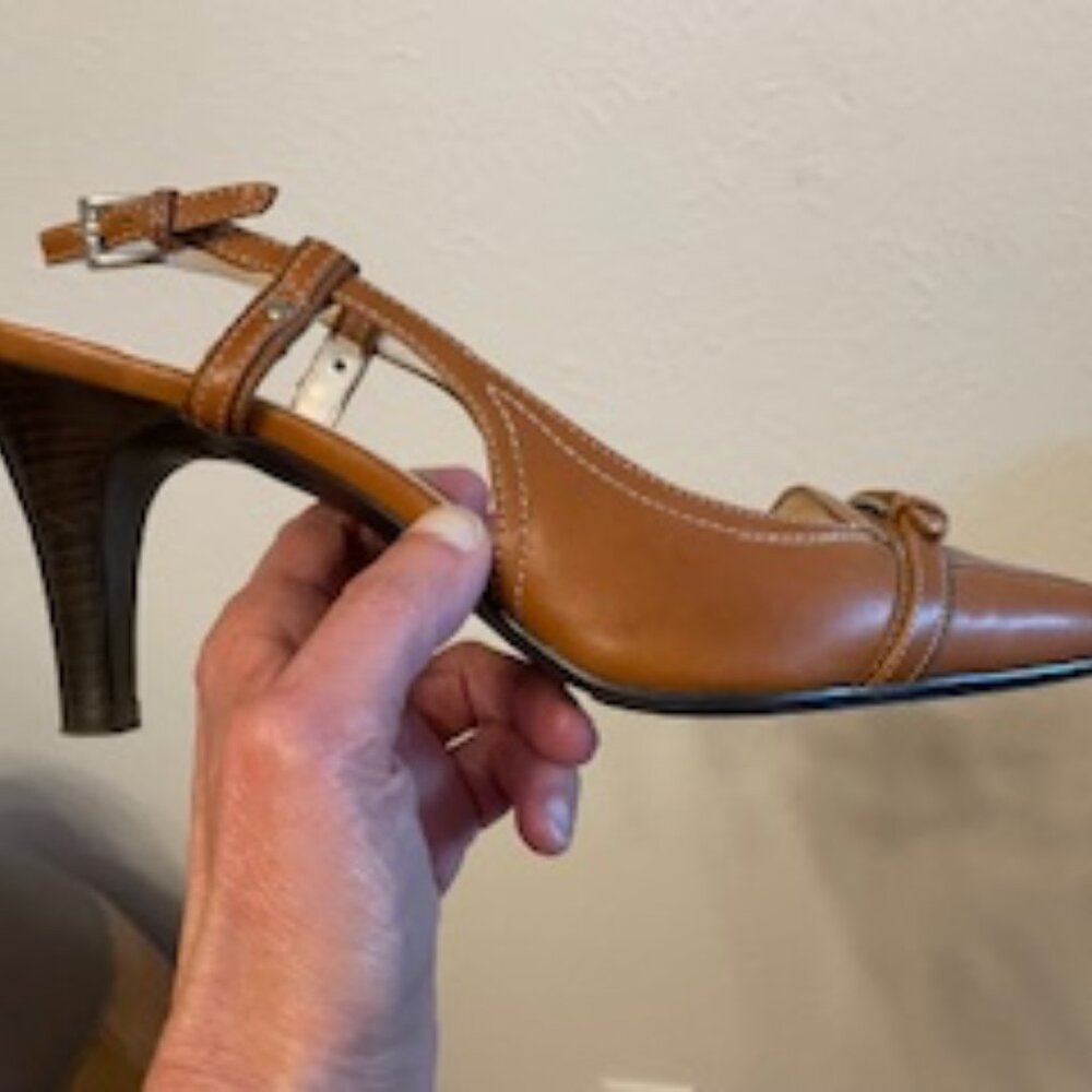 Joan & David sling back Circa Comfort 365 in camel sz 7M